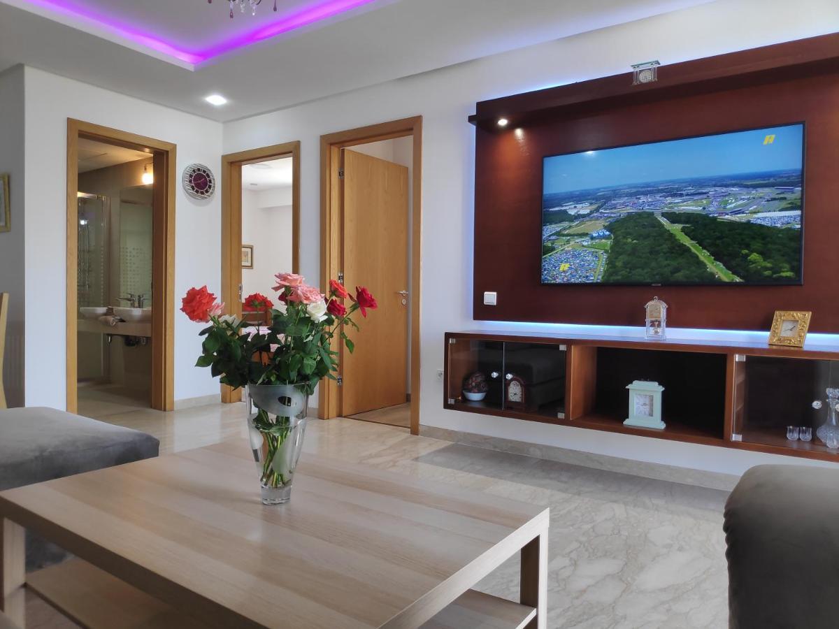 La Marina Luxury Apartment Fully Furnished Free Wifi, High Standard Residence, Amazing Prime Location Close To Restaurants, Transport, Beach And Bouregreg River Salé Exterior foto